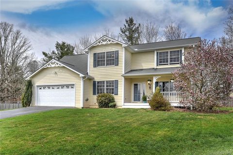 24 Mallory Meadows Court sold home in Mallory Meadows, Arden, NC