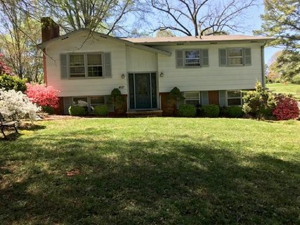 1037 South Hampton Drive sold home in Westside Hills, Newton, NC