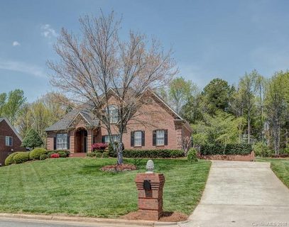 3740 Sand Wedge Drive sold home in Fairfield At The Club, Gastonia, NC
