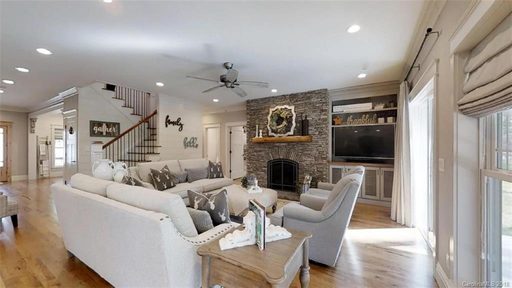 45 Sovereign Lane