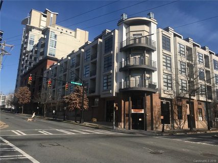 525 E 6th Street 404