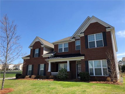 5828 Kelyn Hills Drive sold home in Berwick, Charlotte, NC