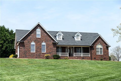150 Westview Lane sold home in Meadow Oaks, Statesville, NC