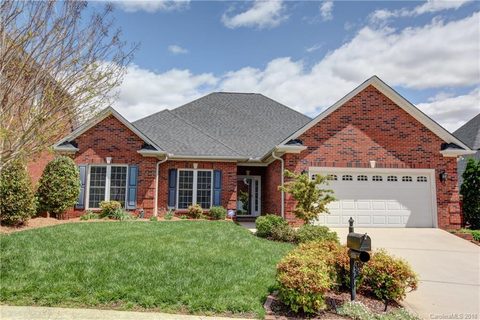 2526 Firethorn Court