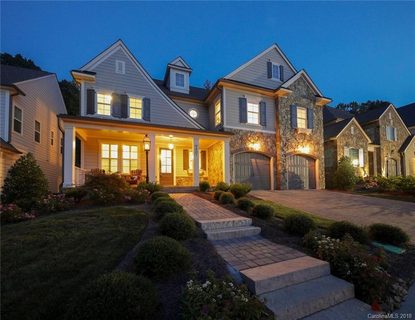 9807 Avenal Lane sold home in Providence Retreat, Charlotte, NC
