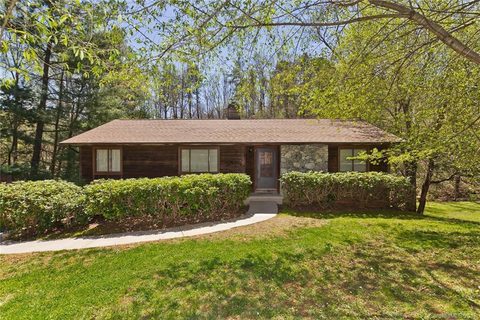 2 Muirfield Circle sold home in Muirfield, Arden, NC