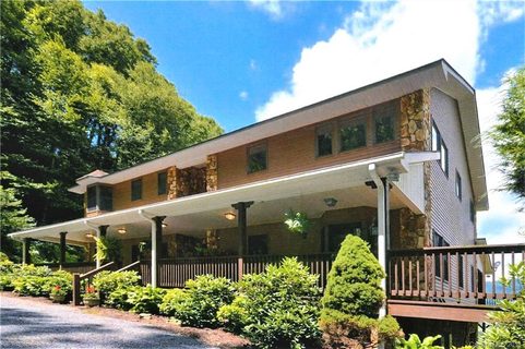 780 Mount Valley Road sold home in Mount Valley Estates, Waynesville, NC