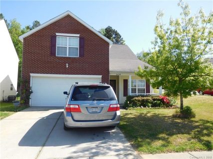 2439 Sunset Oaks Drive sold home in Sunset Oaks, Charlotte, NC