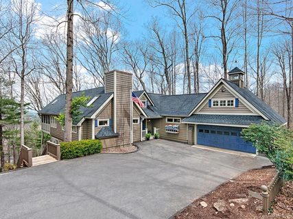513 Kingcrest Drive