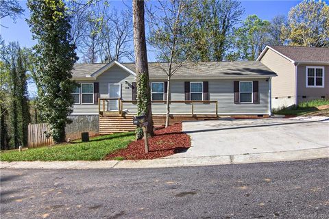 109 Tail Feather Lane sold home in Falconwood, Candler, NC