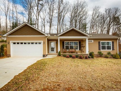 5 Luther Woods Drive