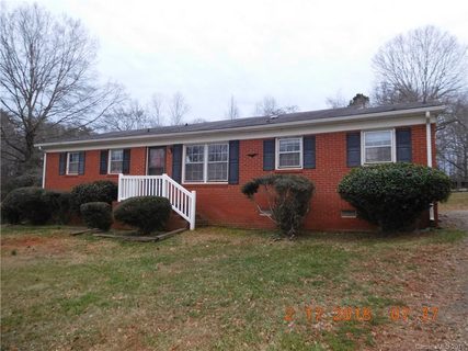 204 Christopher Street sold home in Westland, Mount Holly, NC