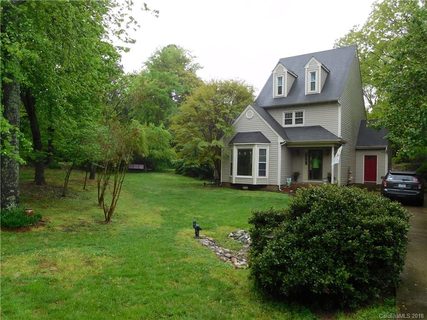 822 Raleigh Court