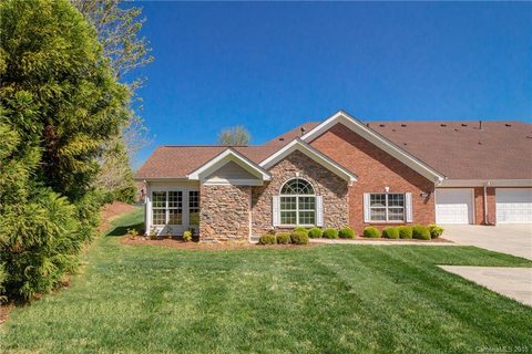 3231 Abbey Walk Lane sold townhome in St Andrews, Matthews, NC