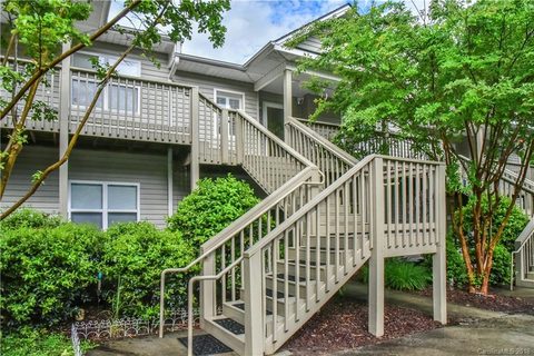 805 Carlyle Way