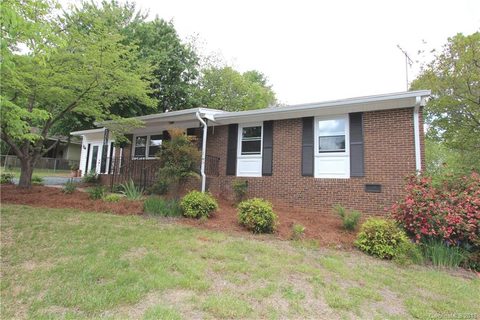 2519 Carroll Street sold home in Briarwood Acres, Monroe, NC