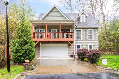 52 Wayward Path sold home in Hideaway Glen, Candler, NC