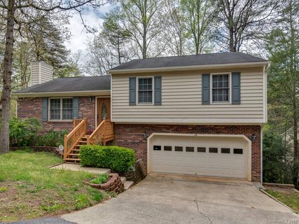 16 Foxberry Drive