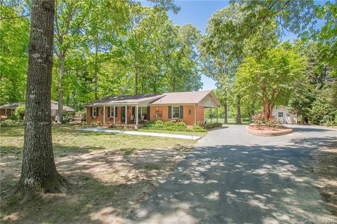 1106 White Oaks Circle sold home in White Oak, Monroe, NC
