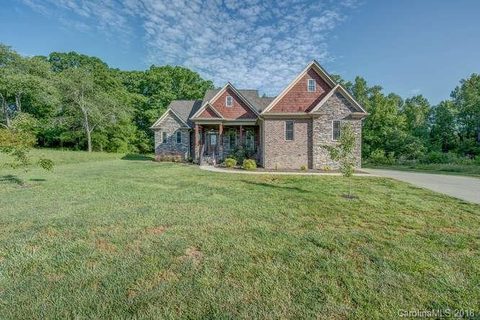 109 Long Meadows Drive sold home in Long Meadows At Oak Grove, Kings Mountain, NC