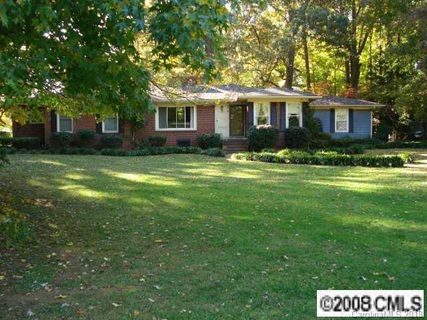 7010 Monroe Road 30