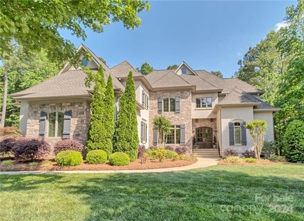 2121 Garden View Lane