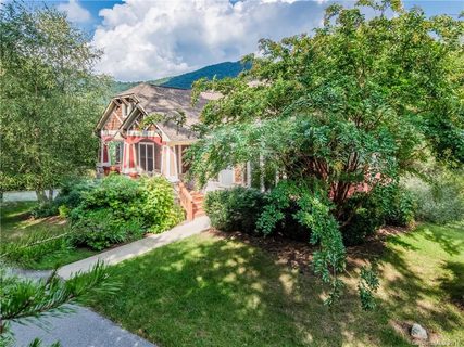 114 Village Pointe Lane