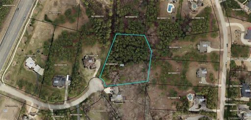 819 Land Grant Court sold lot in Windswept Cove, York, SC
