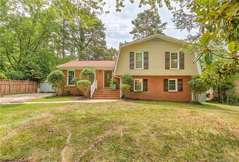 5916 Doncaster Drive
