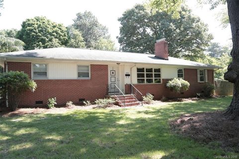 2702 Armstrong Park Drive sold home in Thomas Acres, Gastonia, NC