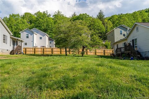 10 Half Moon Drive sold lot in Springside Meadows, Swannanoa, NC