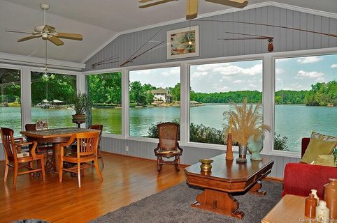 8008 Catawba Cove Drive
