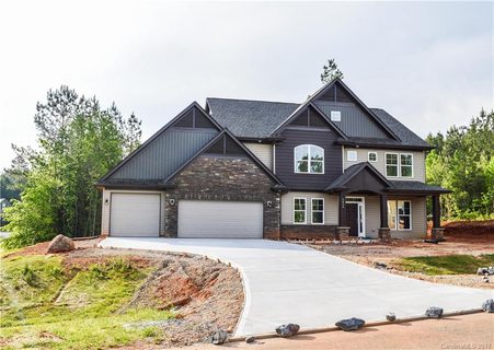 5036 Stockbridge Drive
