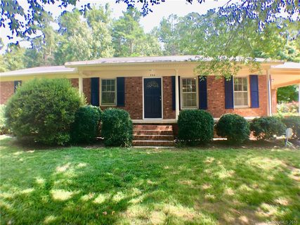 304 Meadowood Circle sold home in Briarcliff, Kannapolis, NC