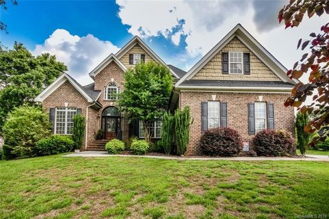 182 Howard Pond Loop