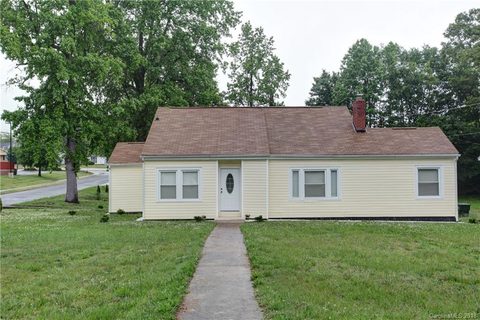 2112 W 2nd Avenue sold home in Love Heights, Gastonia, NC