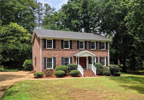 Previously sold for $255,000