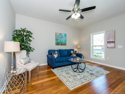 711 Villas Court 32 sold townhome in Villas At Cedar Hill, Asheville, NC