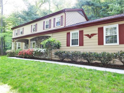 220 Estate Drive 12