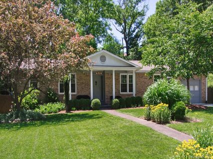 9 Pinehurst Circle 12