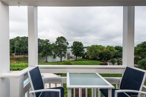17919 Kings Point Drive I sold home in Kings Point Marina, Cornelius, NC