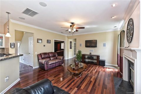 2712 Old Ironside Drive sold home in Park At Newell Crossing, Charlotte, NC