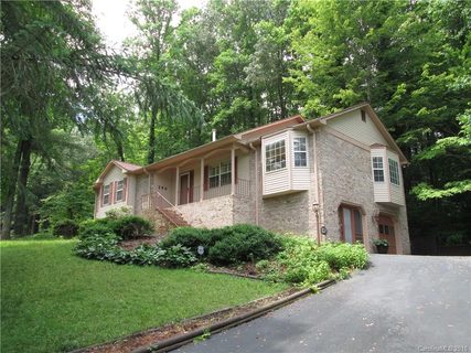 390 Hunters Glen Lane sold home in Hunters Glen, Hendersonville, NC