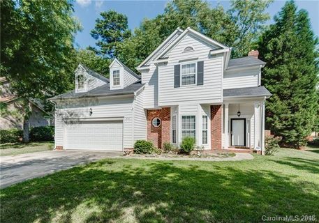 515 Oakbluff Circle