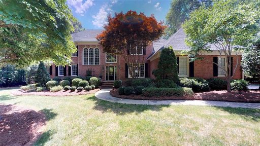 9004 Yellow Pine Court