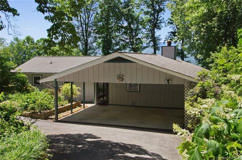 67 Oak Ridge Road