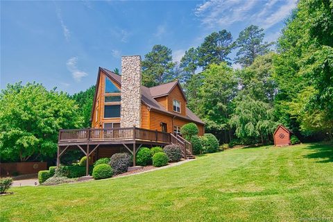 4957 Moonlite Bay Drive sold home in Moonlight Bay, Sherrills Ford, NC