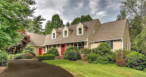 2000 Mountain Ash Circle sold home in Sugar Hollow Farms, Hendersonville, NC