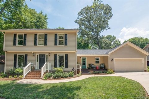 9843 Providence Forest Lane