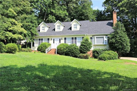 3018 Courtland Drive